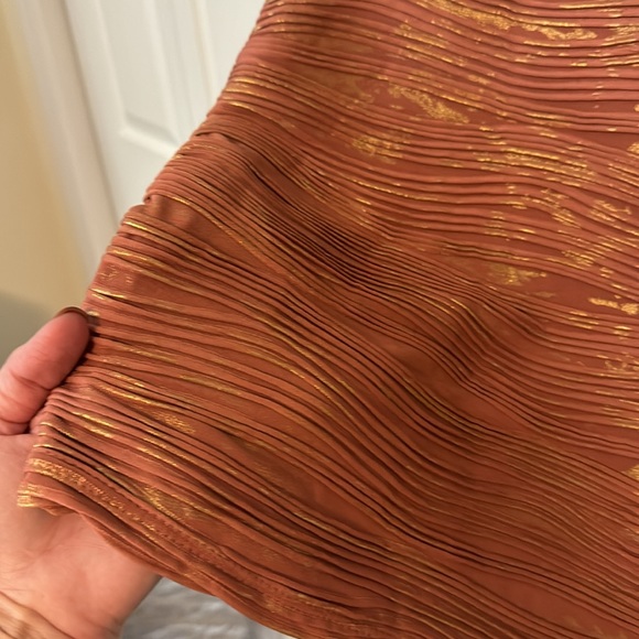 Dark pink with gold shimmer ruched junior dress - Picture 3 of 5